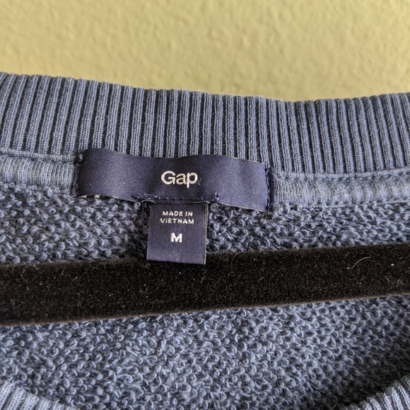 Gap - Picture 4 of 5